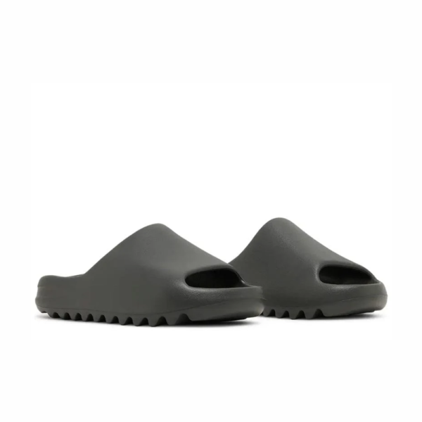 Adidas Yeezy Slide “Dark Onyx”